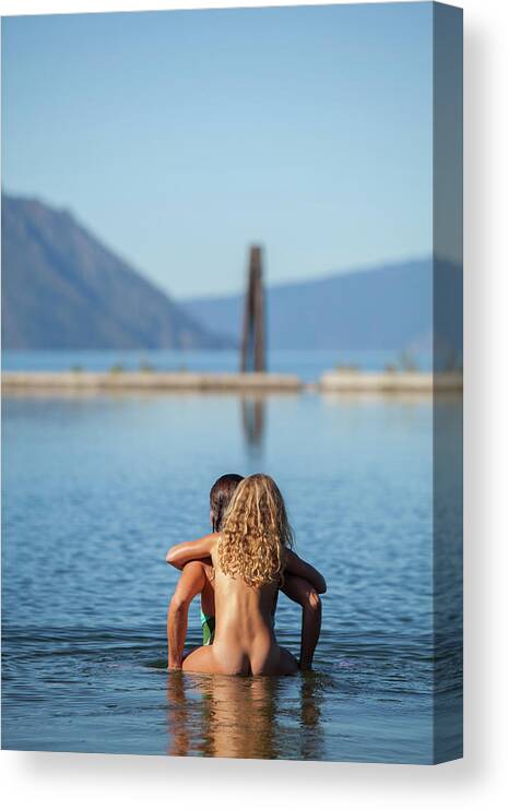 dana rodrigues recommends mom and daughter nudism pic