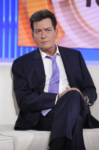 charlie sheen sucks dick