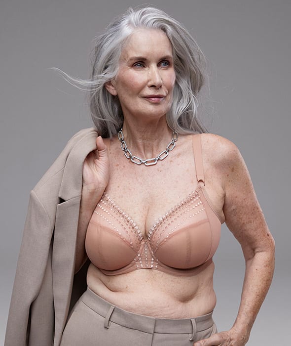 cornell west share granny with floppy tits photos