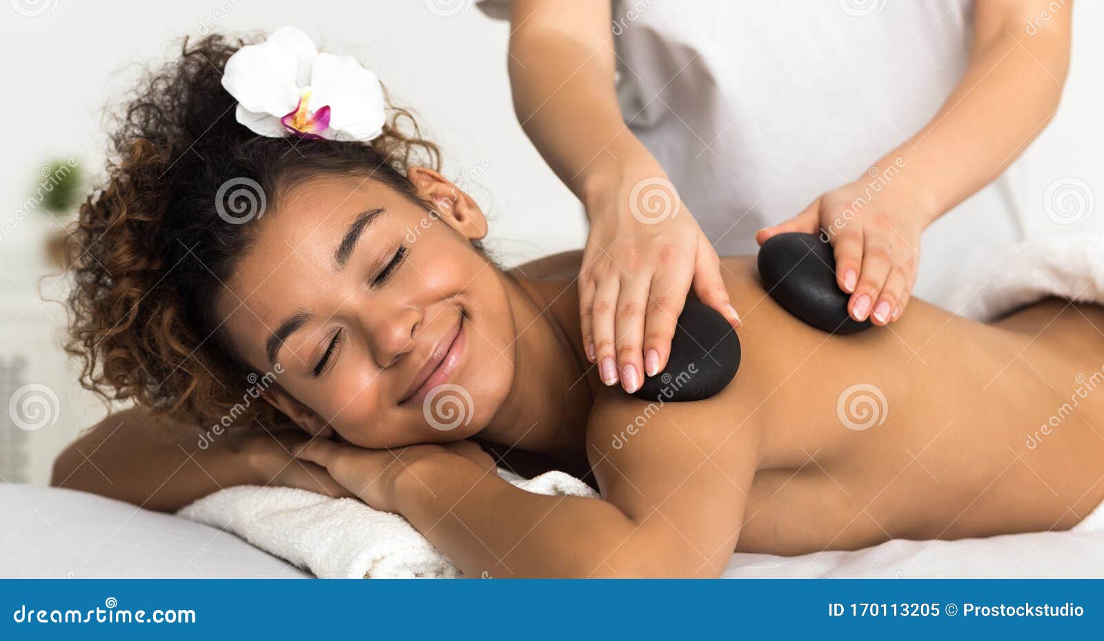 Hot Girl Gets Massage cute porn
