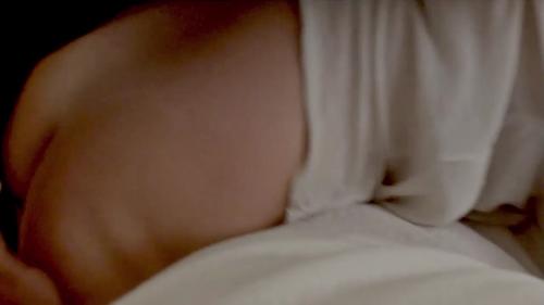 maura tierney topless