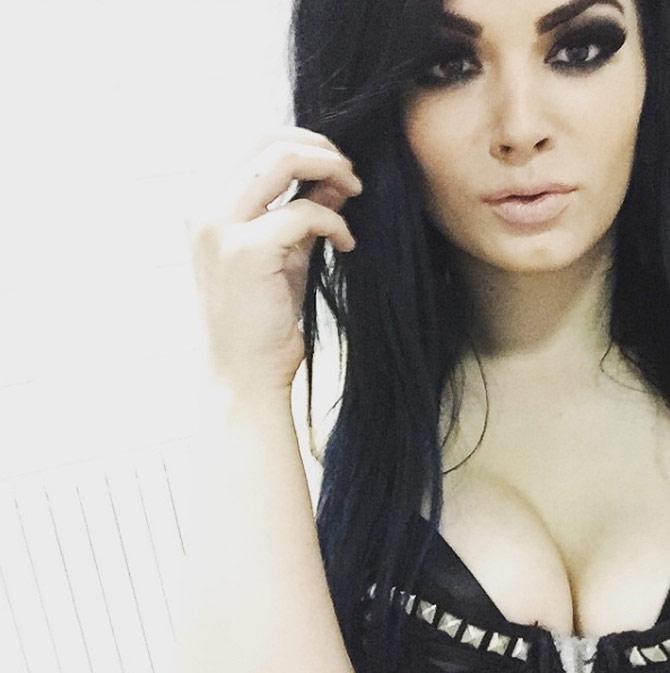 charise richardson recommends Wwe Diva Paige Naked