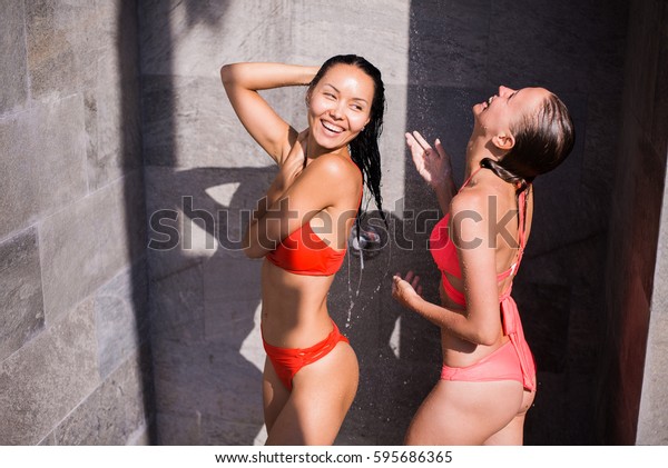 christine siedlarz add 2 girls one shower photo
