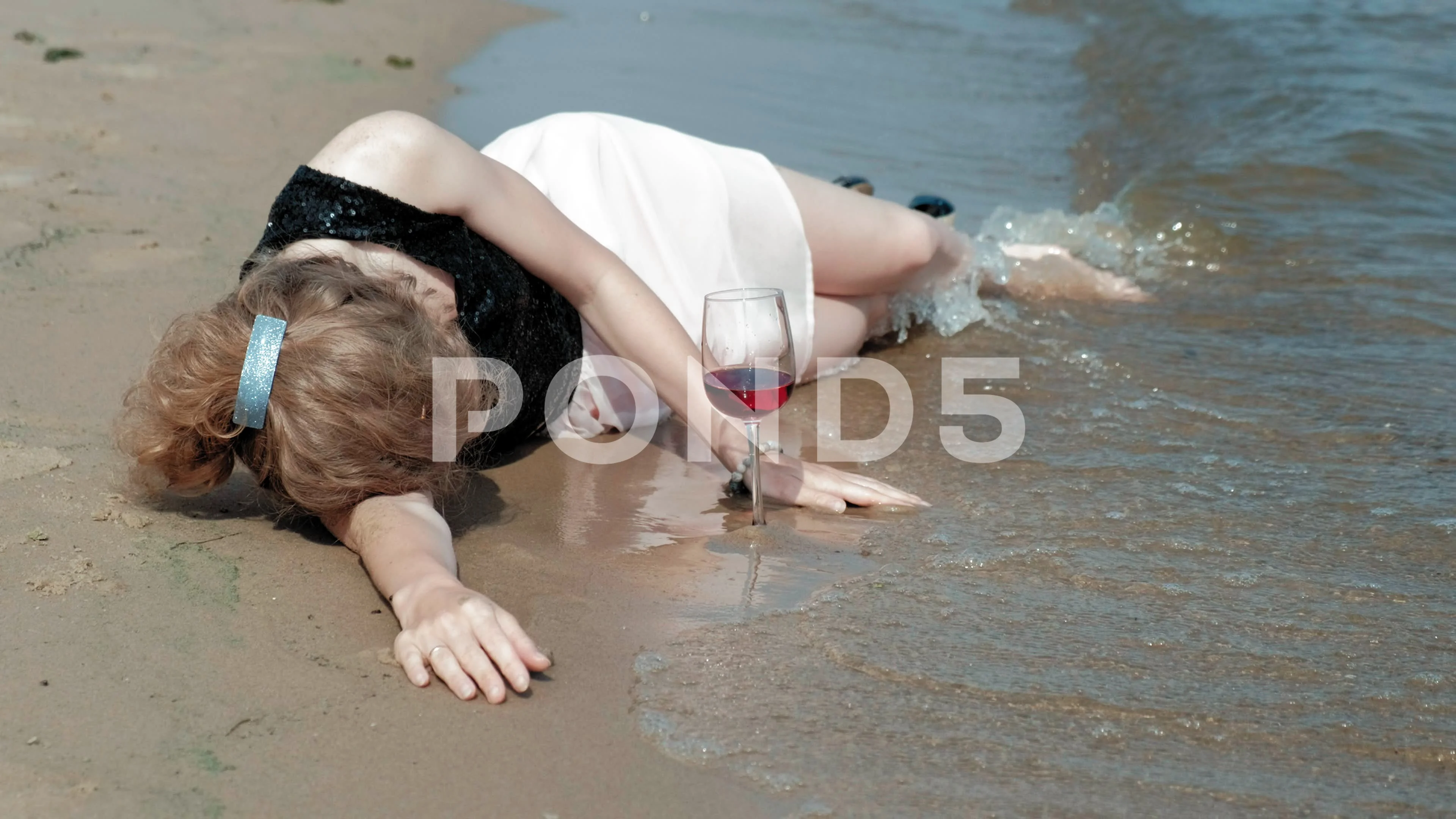 Drunk Girls On The Beach rus mto