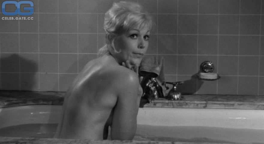 allan ching recommends Kim Novak Nude