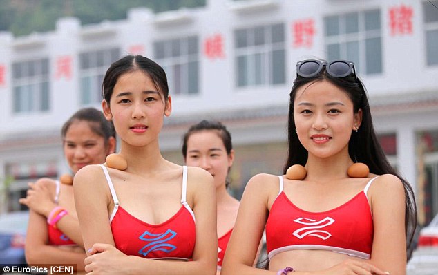 clifford tee recommends Chinese Family Nudism