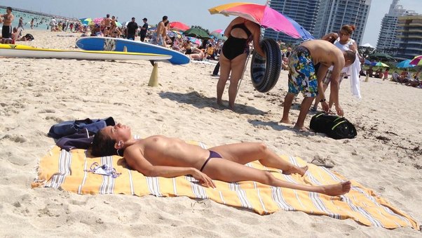 andee feldman share topless at miami beach photos