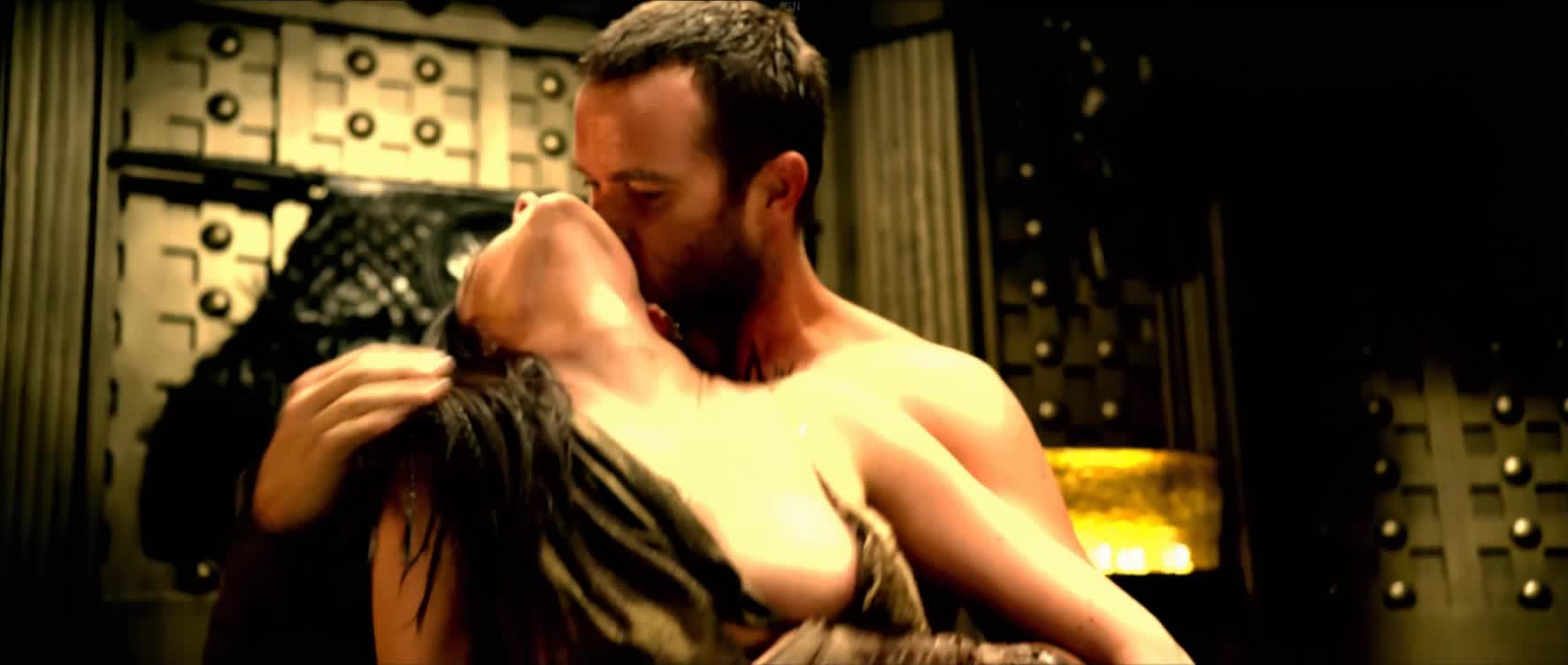 300 Rise Of An Empire Sex Scene gangbang fotos