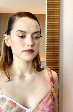ciara martyn recommends daisy ridley boobs pic