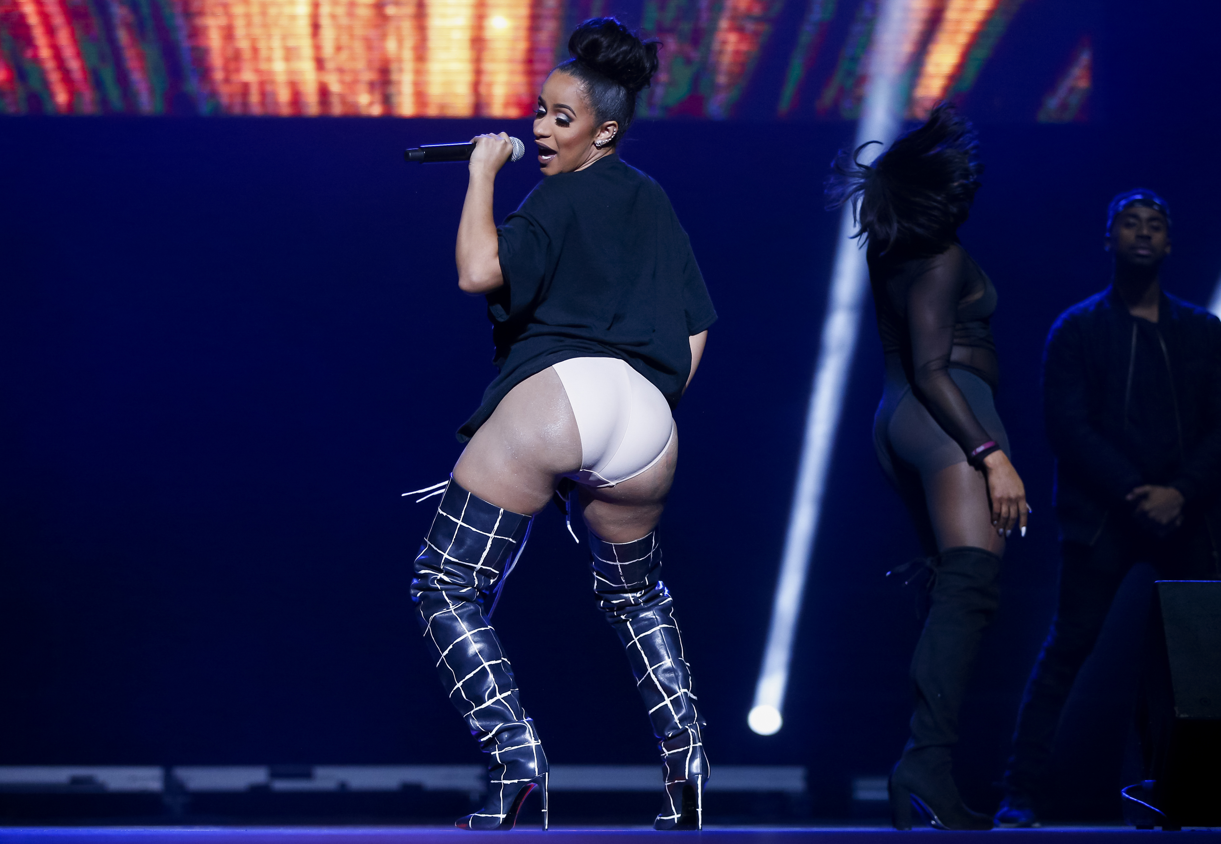 alicia weekes recommends cardi b big booty pic
