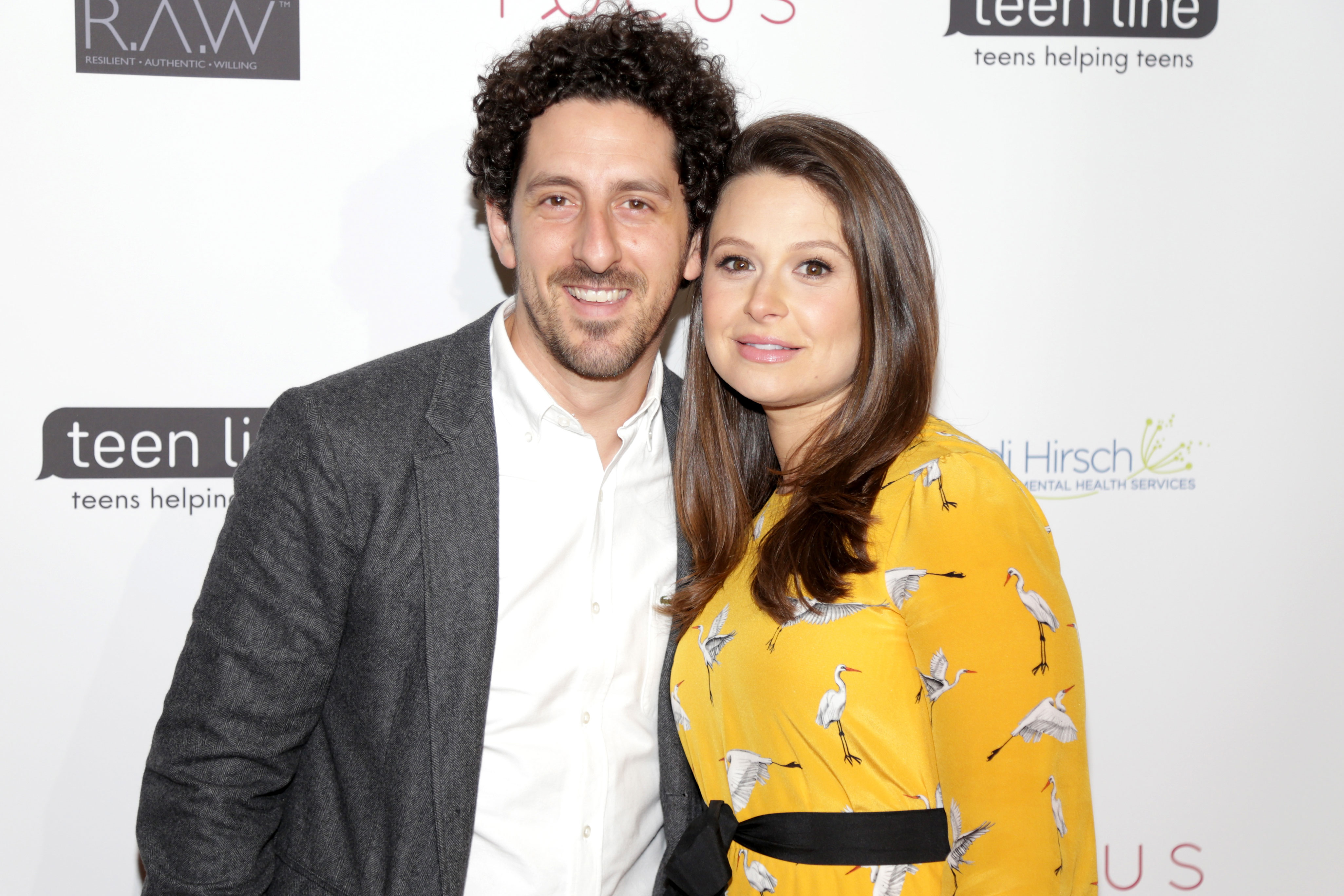 ashton rounds share katie lowes nude photos
