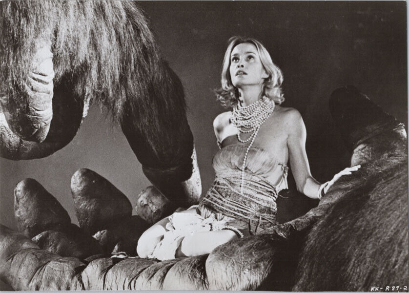 angela funderburg recommends jessica lange nude king kong pic