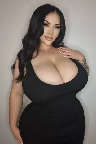 brian elworthy recommends woman with huge boobs pic