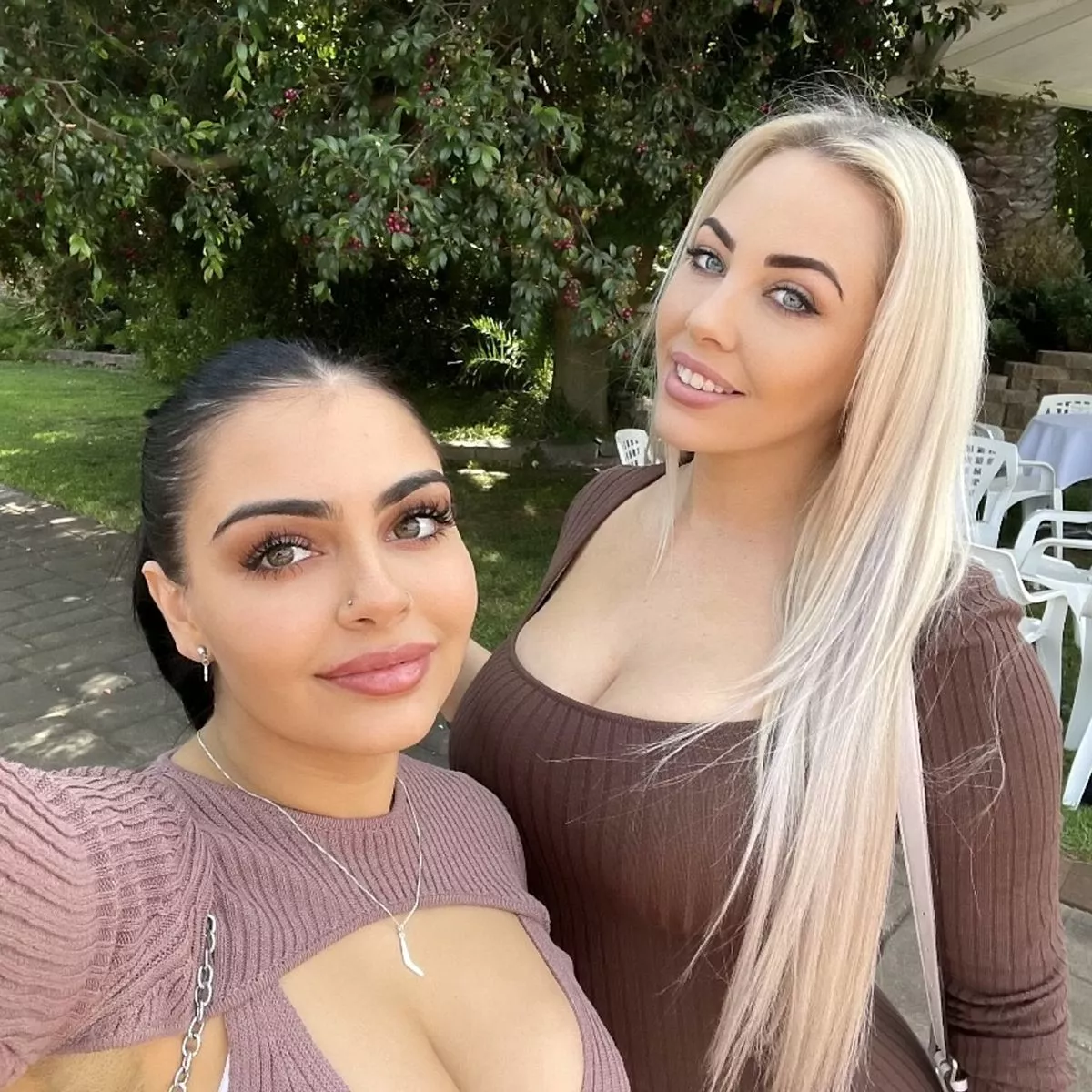 corey hyslop recommends mother daughter onlyfans pic