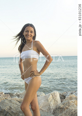 cierra johnson add amatuer bikini babes photo