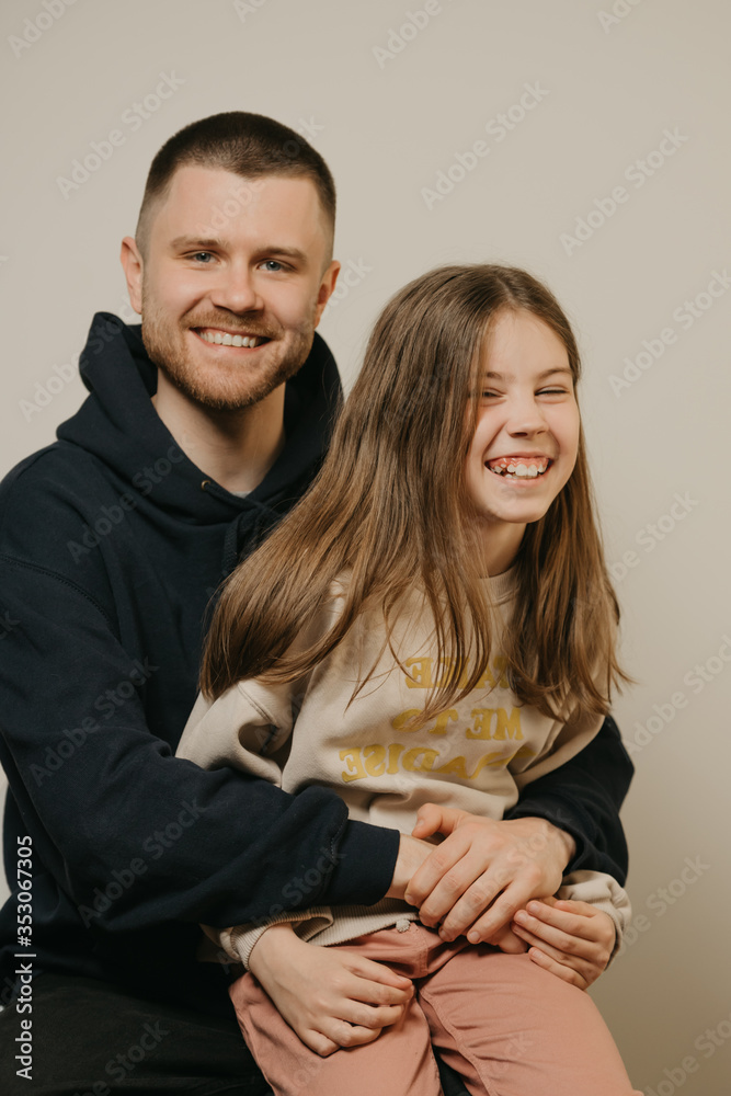 bill gulley recommends daddy with cute daughter beautiful hair pic