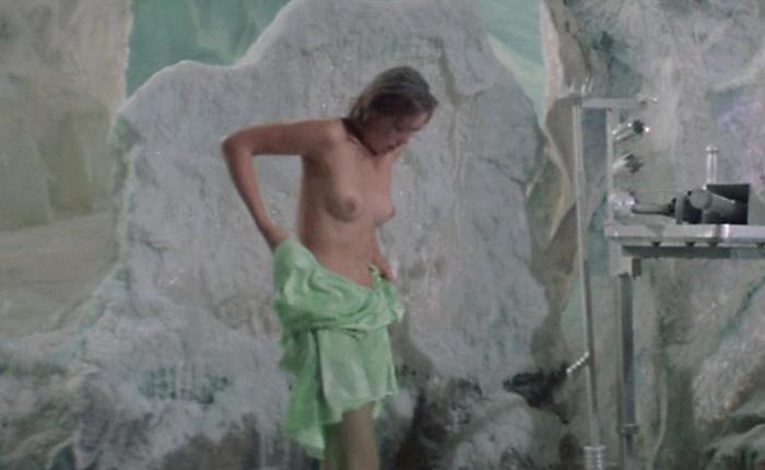 dagmawi tesfaye add logans run nude scene photo