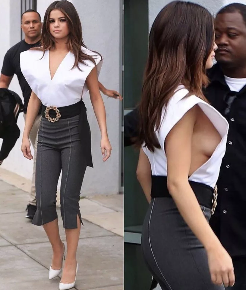 Selena Gomez Real Boobs fucking perfection