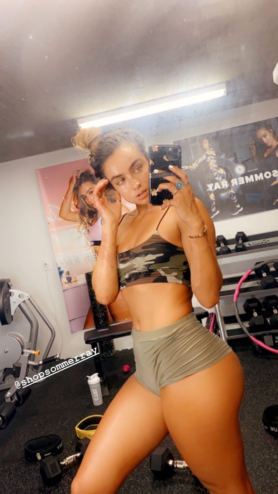alex rancic recommends sommer ray cameltoe pic