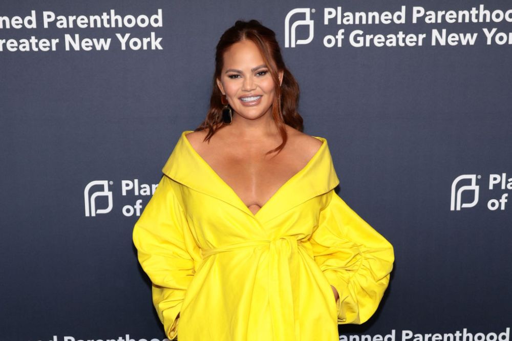 chad houghton recommends mara teigen chrissy teigen pic