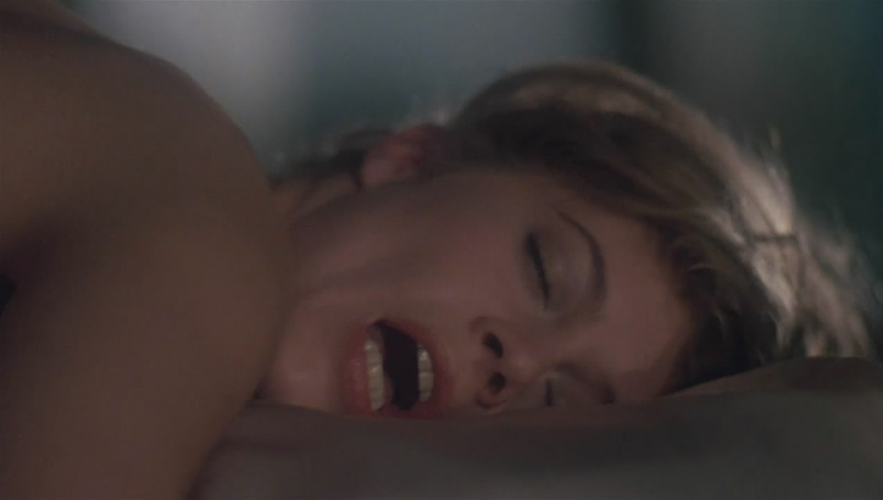 becky hurlburt recommends Kathleen Turner Body Heat Nude