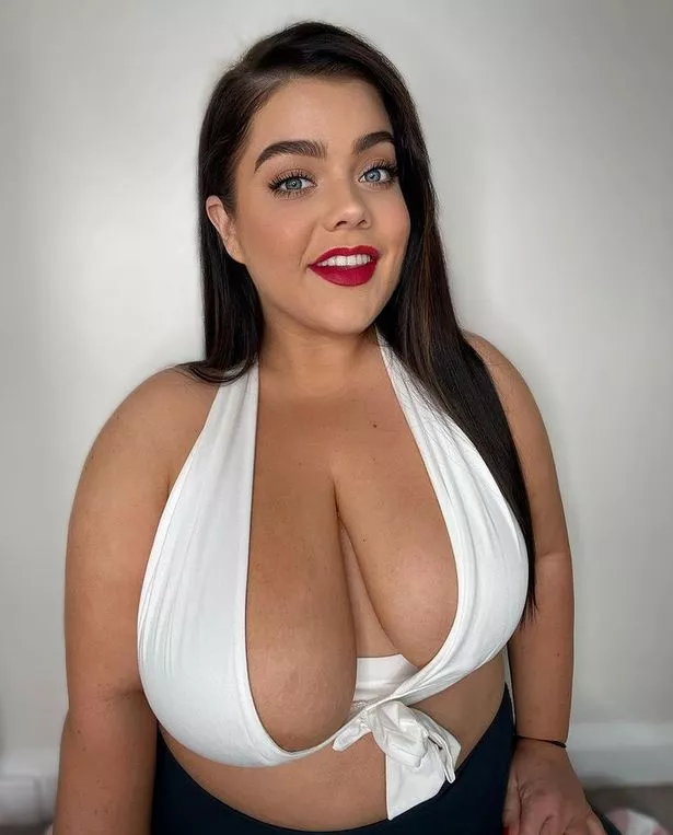 brandon callais recommends big natural boobs webcam pic
