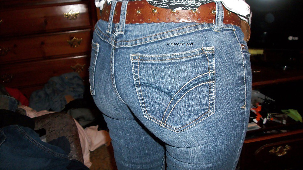 arar lagar recommends milf ass in jeans pic