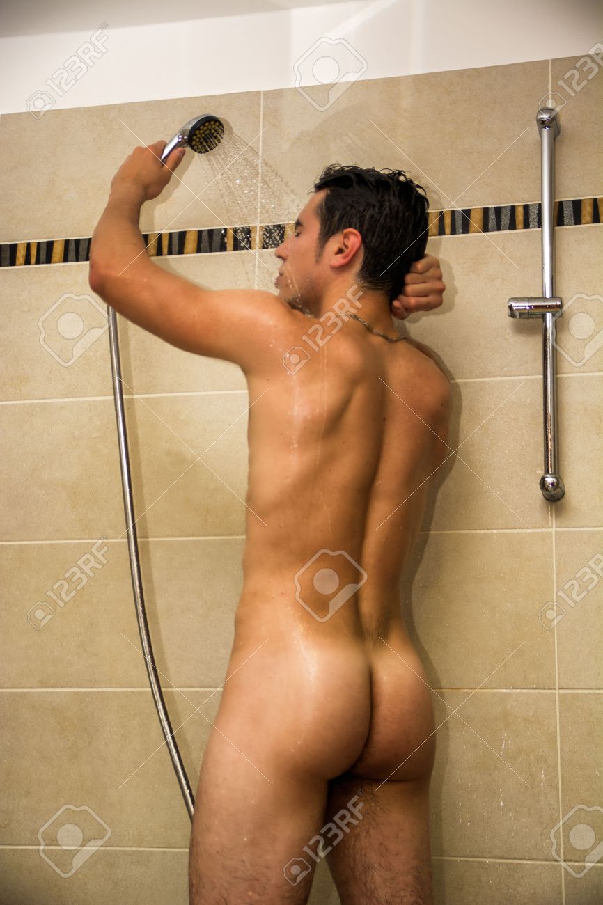 billy roberto recommends Naked Men Taking A Shower