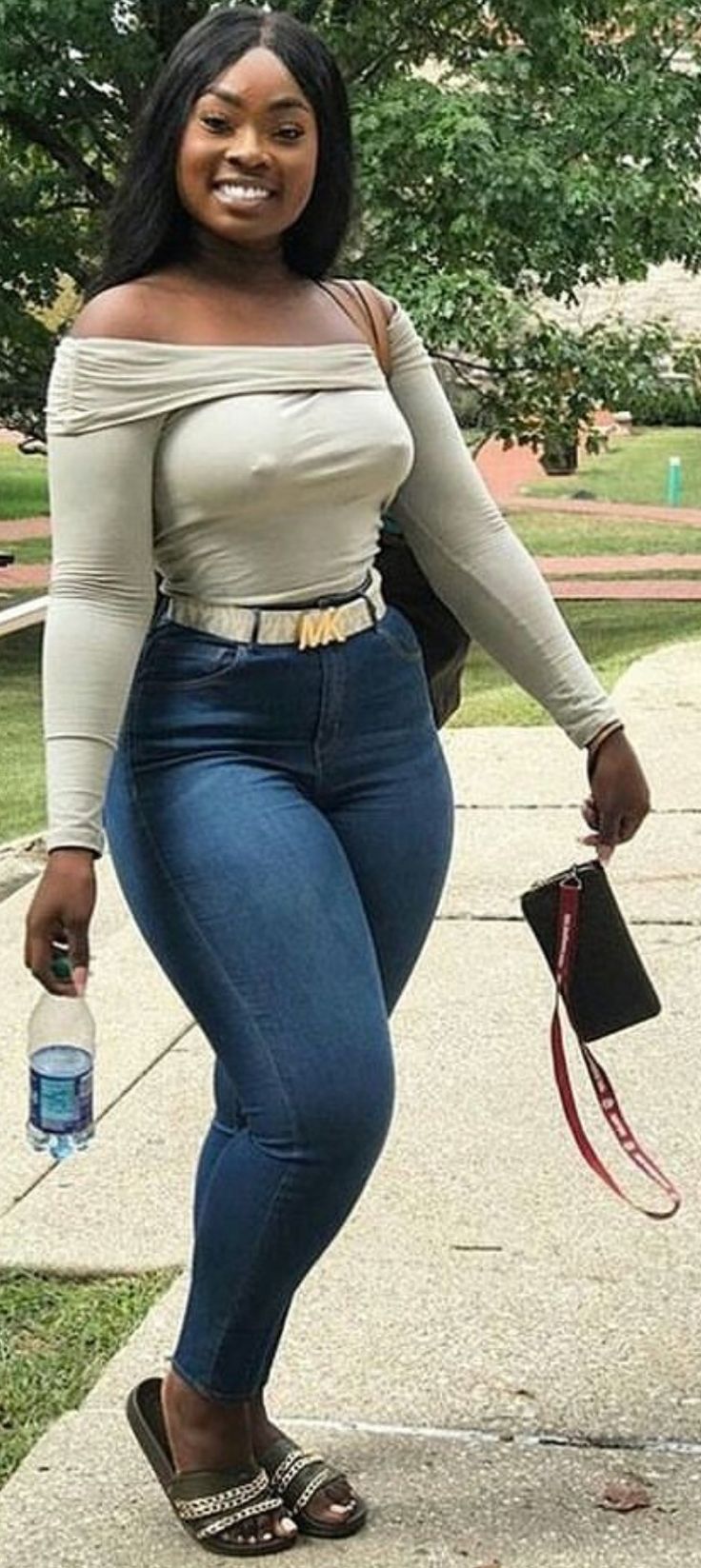 pictures of thick black women