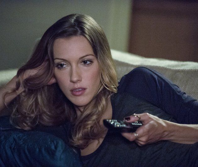 azul rojo recommends Katie Cassidy Smoking