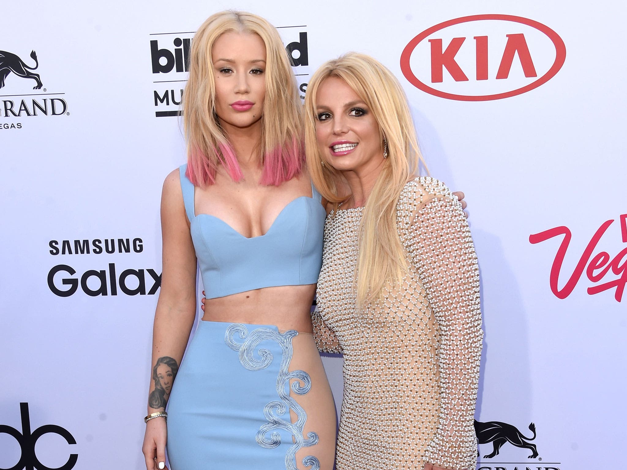 doug wentworth recommends iggy azalea fake nudes pic