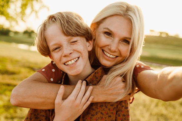 chris kyriss recommends blonde mom and son pic