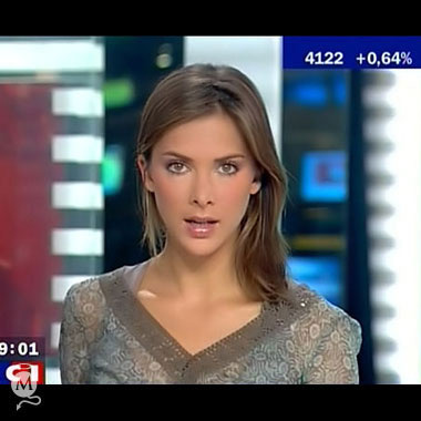 david caughman add photo hot french news reporter