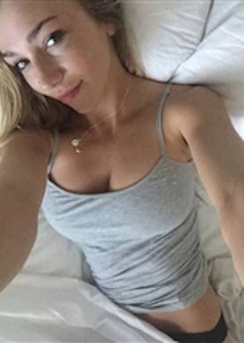 desiree hatton add photo kendra sunderland selfies