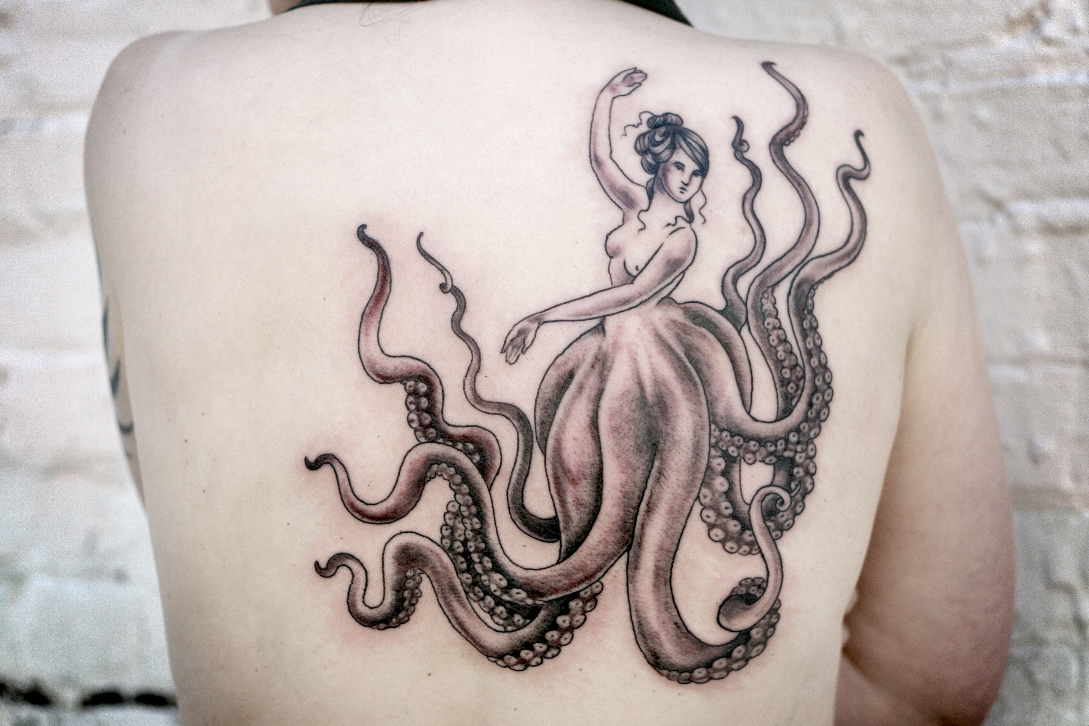 girl with the octopus tattoo