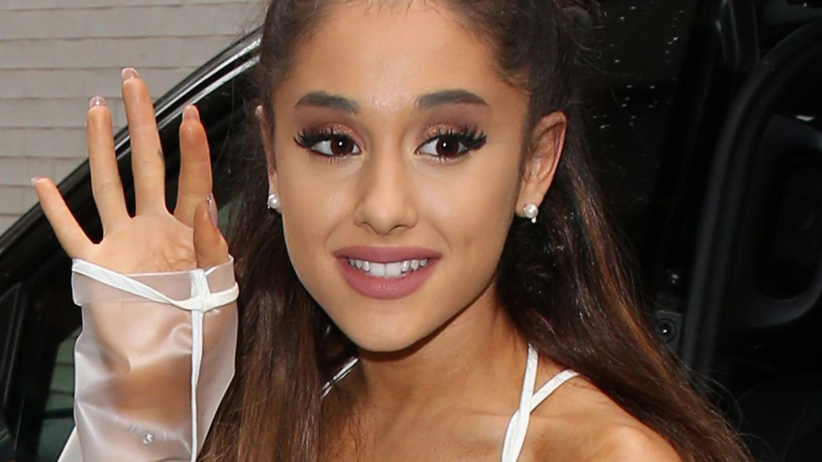 christopher dubuisson recommends ariana grande almost nude pic