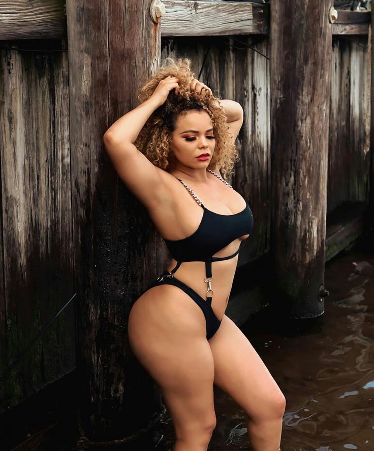 agus maksum recommends thick black women in thongs pic