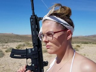 Girl Masterbates With Gun mit omas