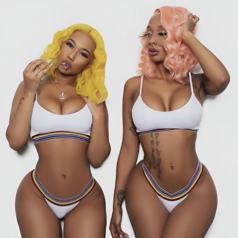 breann griffin share tits out while twerking photos
