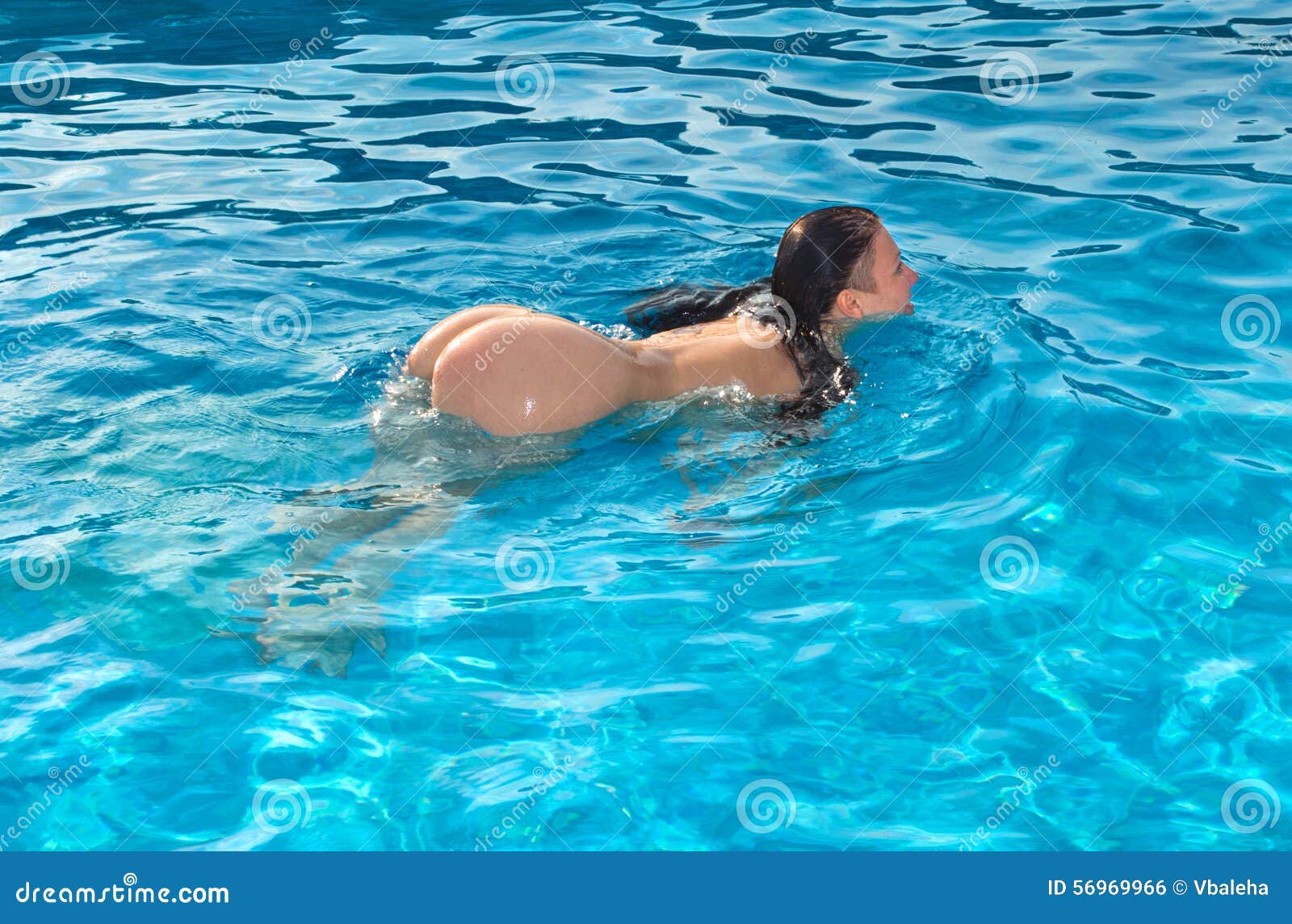 Best of Beautiful women swimming naked