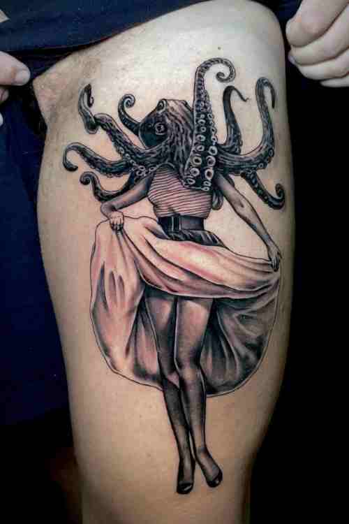 augusto menezes recommends girl with the octopus tattoo pic