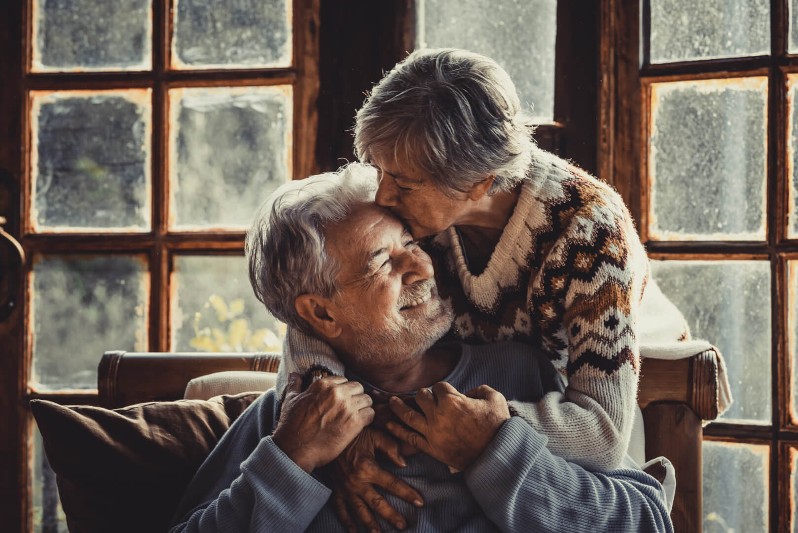 mujeres adultas mayores haciendo el amor