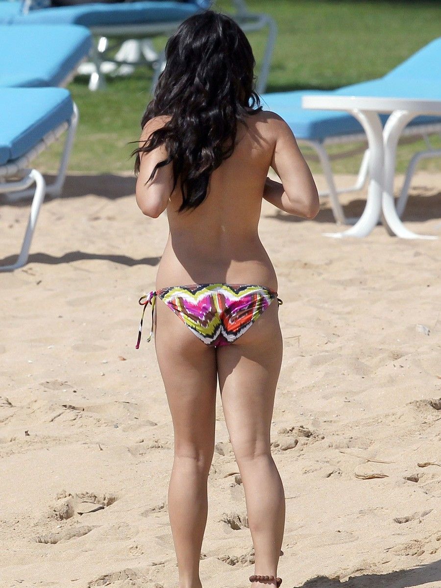 betty nicely recommends vanessa hudgens oops pic