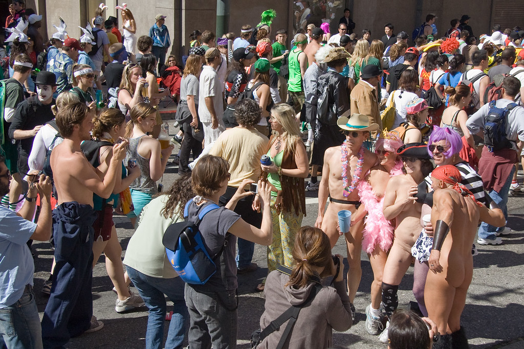 Bay To Breakers Naked fleshlight bauen