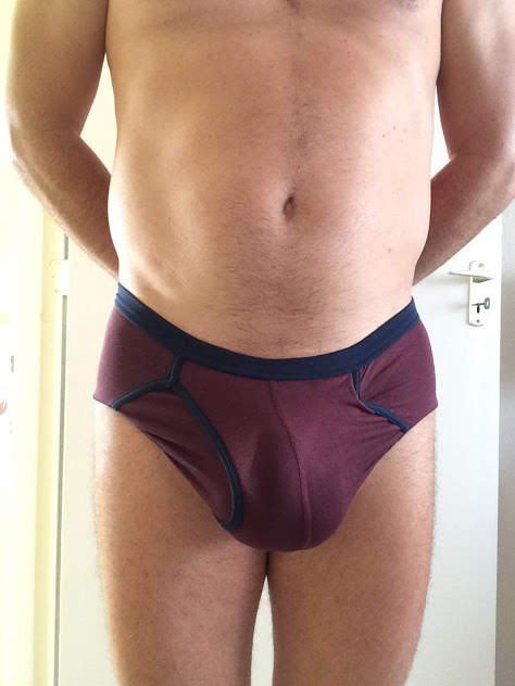 daniel sawkins share men with big bulges in underwear photos