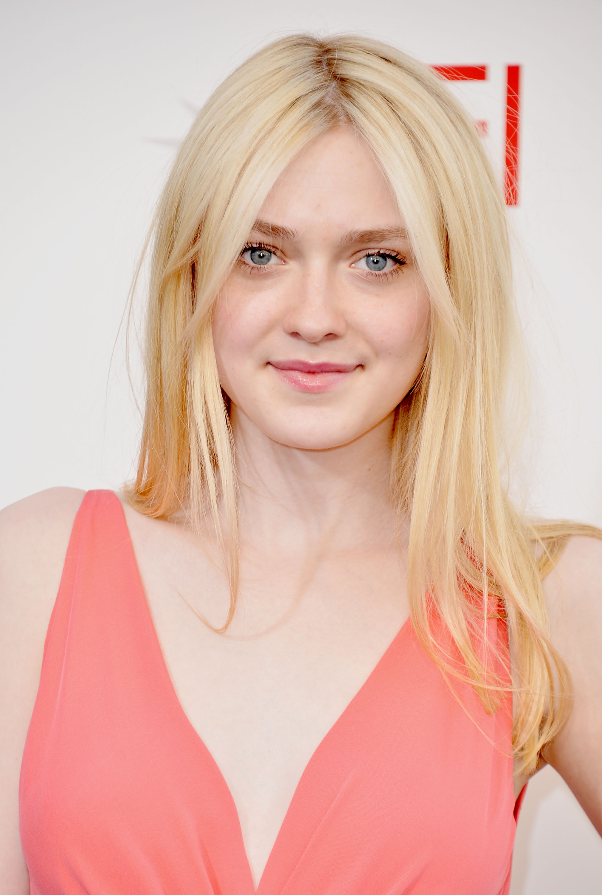 connie fritz recommends Dakota Fanning Look Alike