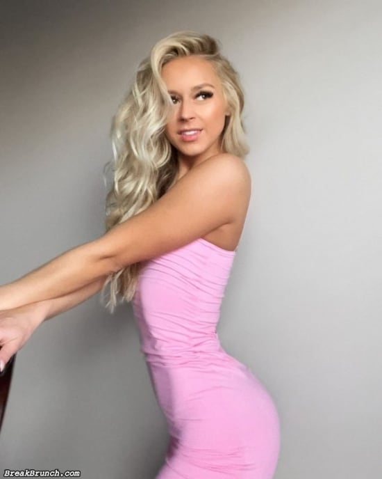 amanda snooks recommends babes in tight dress pic