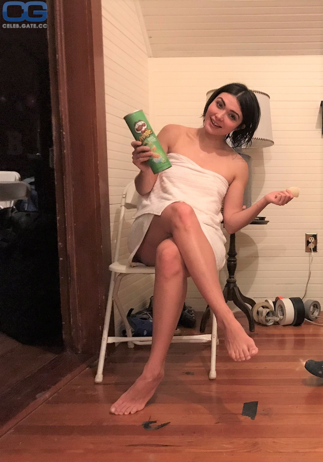 daniella pineda naked