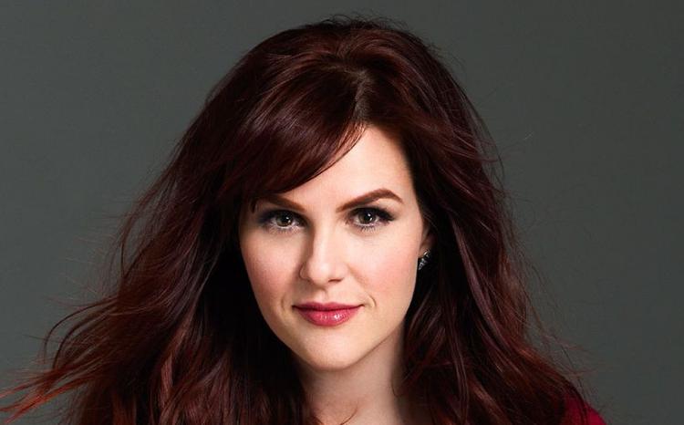 don hailes recommends sara rue bra pic