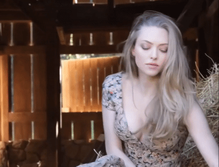brittany fraser recommends amanda seyfried sexy gif pic